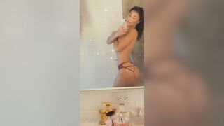 Elizabeth aka Lotus Bombb onlyfans nude broadcast part 2
