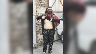 Isha g - showing her boobs in public place